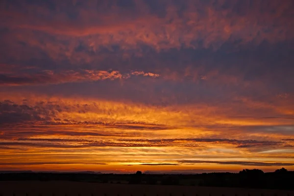 Nuvens ao pôr-do-sol — Fotografia de Stock