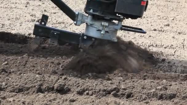 Bodenbearbeitungsmaschine — Stockvideo