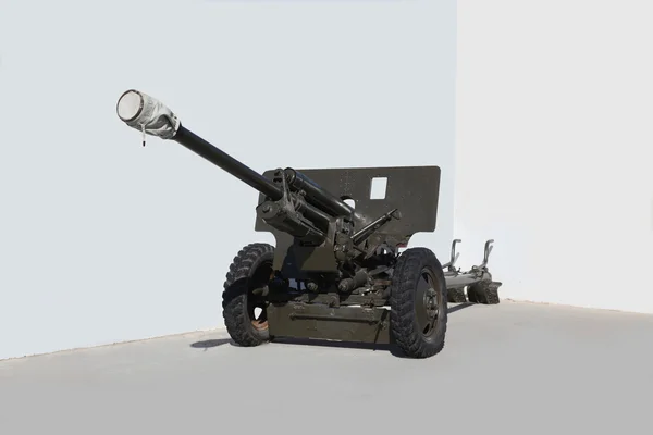76mm artillerie kanon — Stockfoto