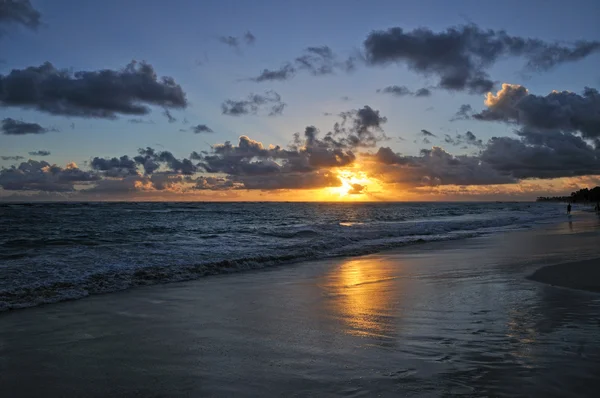 Tramonto riflesso sull'oceano — Foto Stock