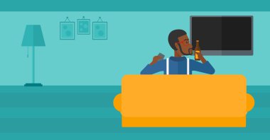 Televizyon izleyen adam..