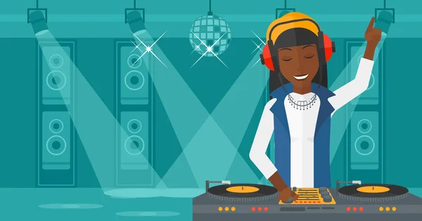 DJ sonriente con consola . — Vector de stock