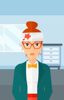 Kadın yaralı kafa ile.