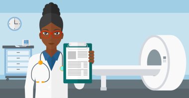 MRI makine ile hastane odasında doktor.