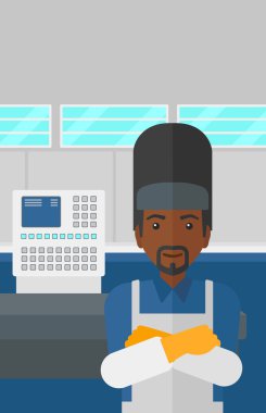 Emin gülümseyen Kaynakçı.