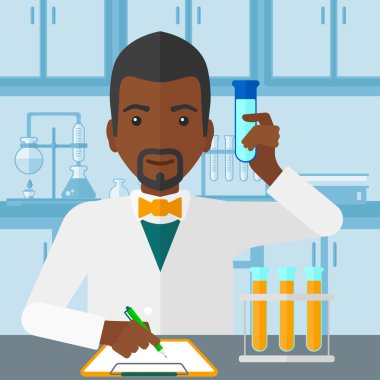 Çalışan laboratuvar asistanı.