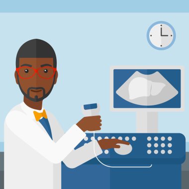 Erkek ultrason uzmanı.