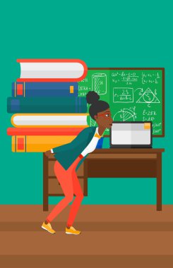 yığın kitap kadınla.