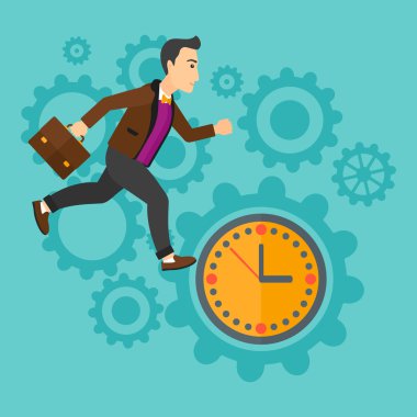 Saat arka planda çalışan adam.