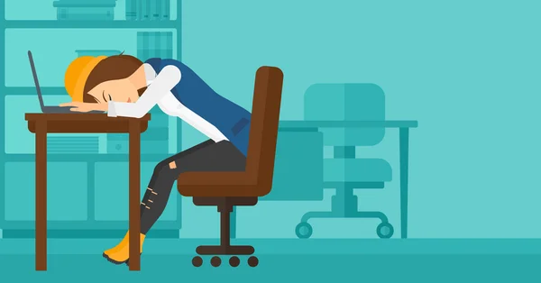 Mujer durmiendo en el lugar de trabajo . — Vector de stock