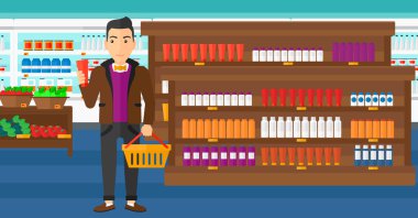 Müşteri alışveriş sepetine ve tüp krem.