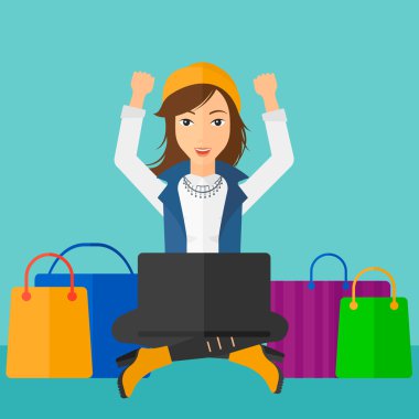 Kadın çevrimiçi alışveriş yapma.