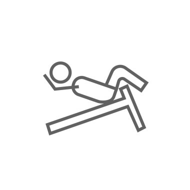 Egzersizi Incline bench satırı simgesi üzerinde yapan erkek.