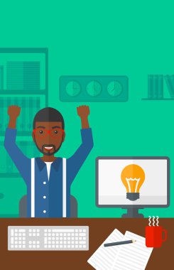 Ofiste çalışan adam..