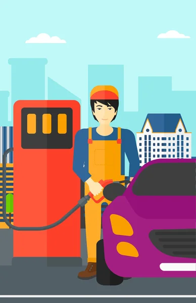 El hombre llenando combustible en el coche . — Vector de stock