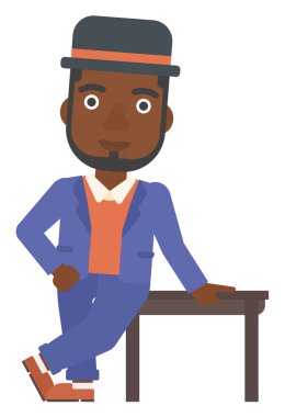 masada yaslanan adam.