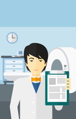 MRI makine ile hastane odasında doktor.