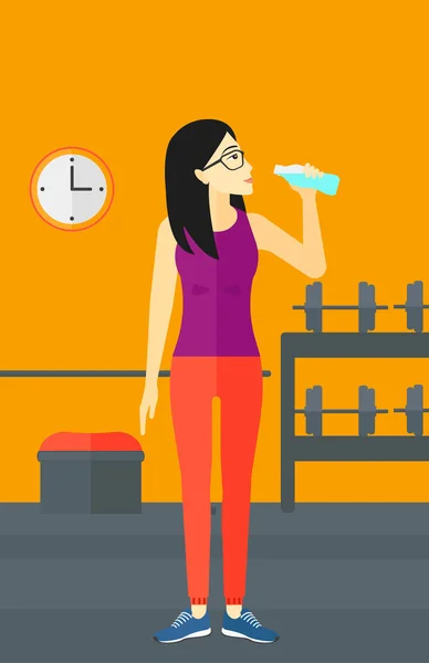 Mujer agua potable . — Vector de stock