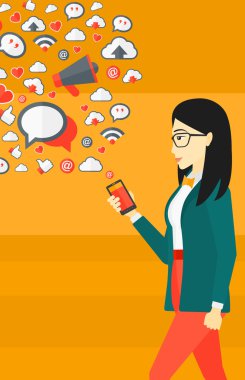 Sosyal medya uygulamaları.