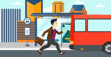 Adam kayıp otobüsünü.