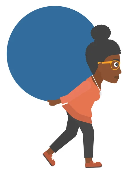 Mujer llevando gran bola . — Vector de stock