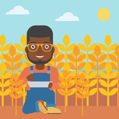 Tablet bilgisayarda alan adamla.