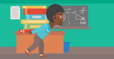 yığın kitap olan adam.