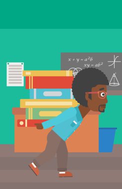 yığın kitap olan adam.