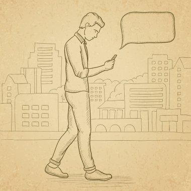 Smartphone ile yürüyen adam.