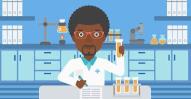 Çalışan laboratuvar asistanı.