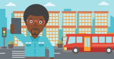 Adam selfie vektör çizim yapma.