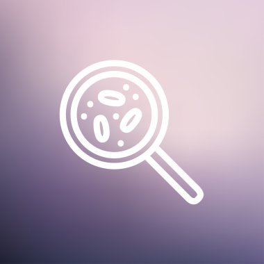 Büyüteç'i ince çizgi simgesi altında mikroorganizmalar