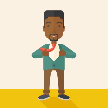 Onun elbiselerini değiştirmek için Afrika adam çalışma mutlu.