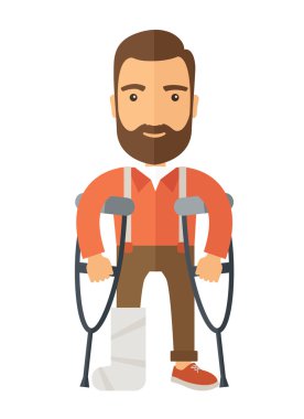 koltuk değneği olan adam