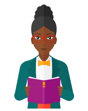 Kadın kitap okuyor..