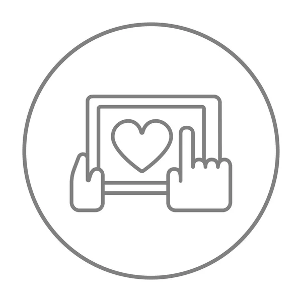 Hands holding tablet with heart sign line icon. — Stock Vector