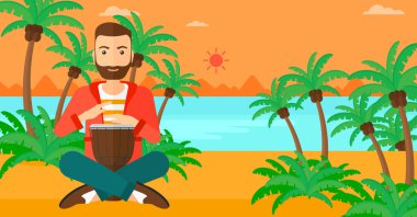 TomTom oynayan adam.