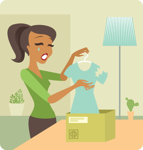 Женщина расстроена посылкой с бракованным товаром
 