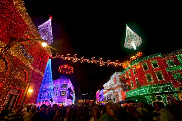 El espectáculo de luces de baile de la familia Osborne Fotos De Stock Sin Royalties Gratis