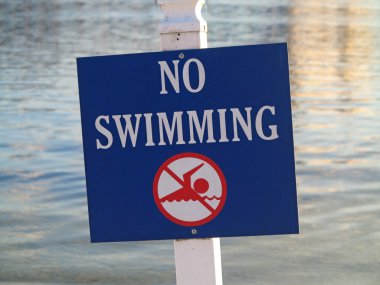 Yüzme işareti yok.