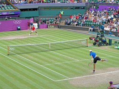 Roger Federer ve John Isner