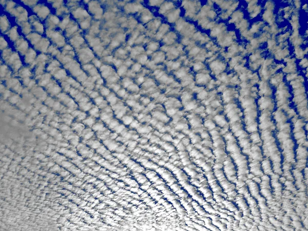 Algunas nubes inusuales — Foto de Stock