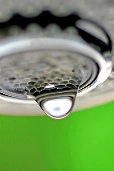 Dripping Faucet, Green Background — Stock Photo, Image