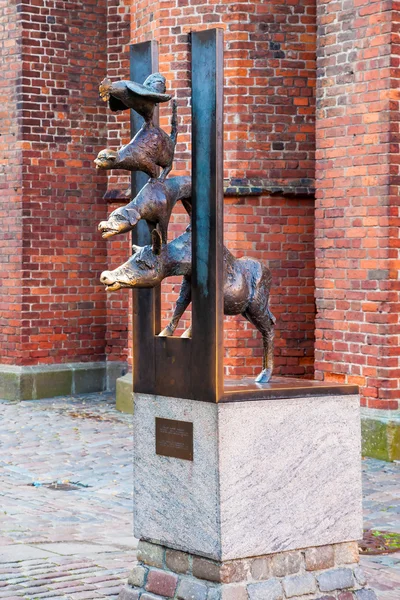 रीगा, लातविया में ब्रेमेन टाउन संगीतकारों का स्मारक — स्टॉक फ़ोटो, इमेज