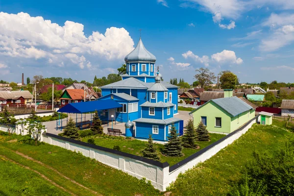 Utsikt över St. Nicholas kyrkan i Kobrin city, Vitryssland — Stockfoto