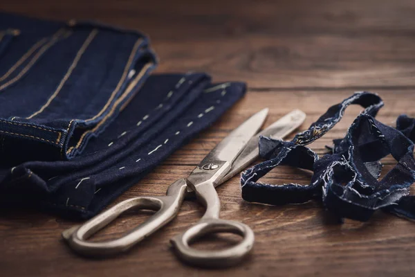 Calça Jeans Encurtar Corte Jeans — Fotografia de Stock