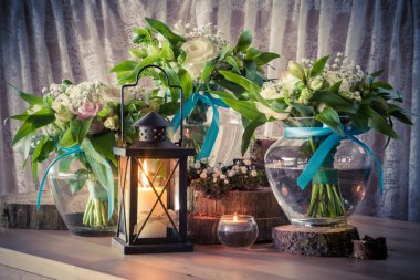 Natürmort üç Düğün Buketler ve mumlar, vintage styl