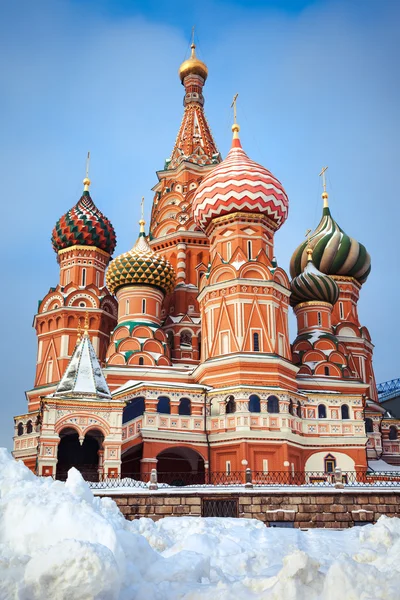 Bela atração de Moscou - Catedral de São Basílio — Fotografia de Stock