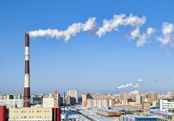 Centrale termoelettrica. Inverno — Foto Stock