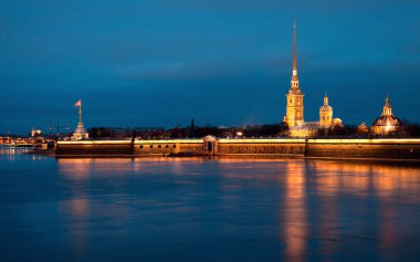 Peter ve Paul Kalesi, gece, Saint-Petersburg, Rusya Federasyonu